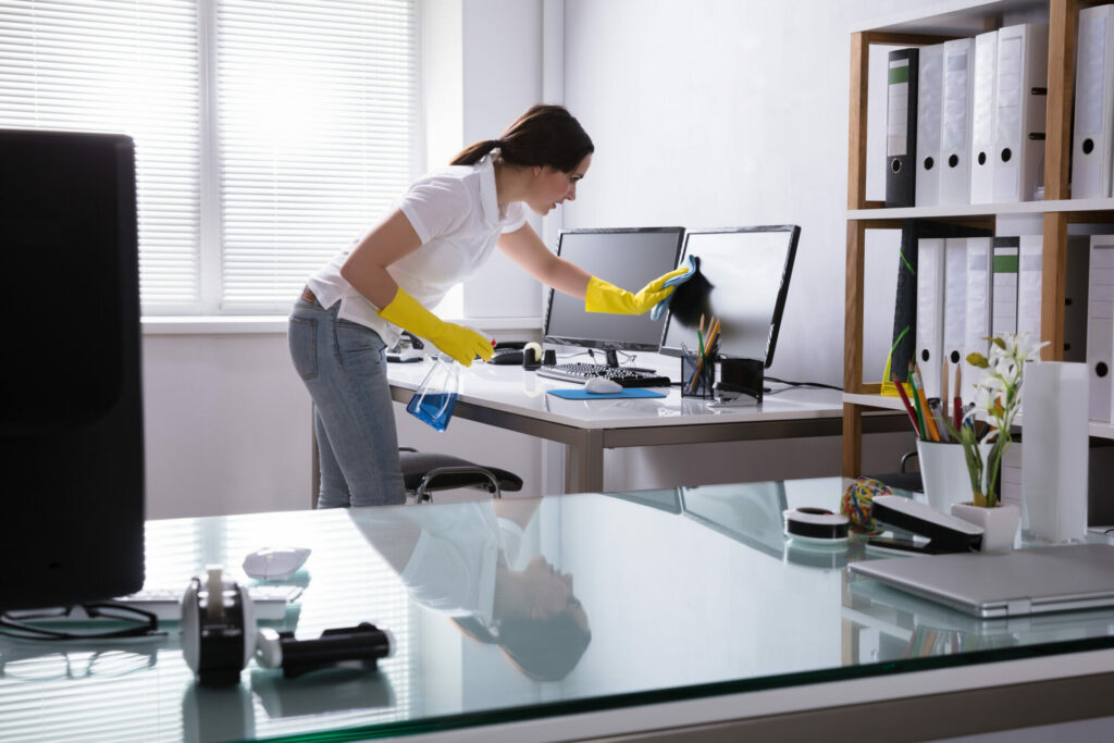 computer keyboard cleaning